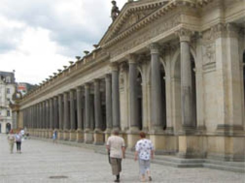 Dvojitý hydroizolační systém DUALDEK ve skladbách provozních střech