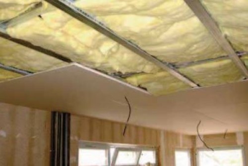 TEPELNĚIZOLAČNÍ MATERIÁLY Z MINERÁLNÍCH VLÁKEN V KONSTRUKCÍCH DŘEVOSTAVEB