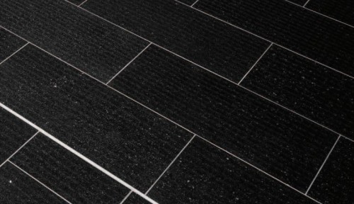 POKLES DOTYKOVÉ TEPLOTY KONSTRUKCÍ PODLAH