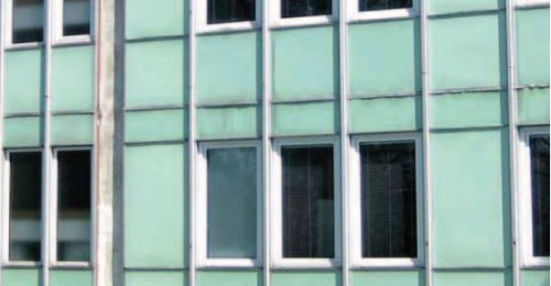 REKONSTRUKCE FASÁDY Z BOLETICKÝCH PANELŮ TECHNOLOGIÍ DEKMETAL