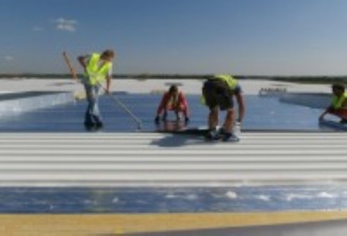 STŘECHY S POVLAKOVOU HYDROIZOLAČNÍ VRSTVOU - praktické ukázky