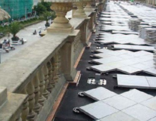 DVOJITÝ HYDROIZOLAČNÍ SYSTÉM DUALDEK VE SKLADBÁCH PROVOZNÍCH STŘECH