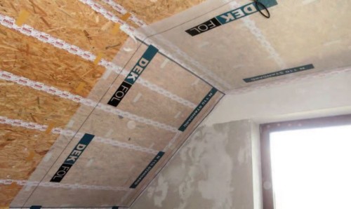 VZDUCHOTĚSNOST SÁDROKARTONOVÝCH PODHLEDŮ S PAROZÁBRANOU